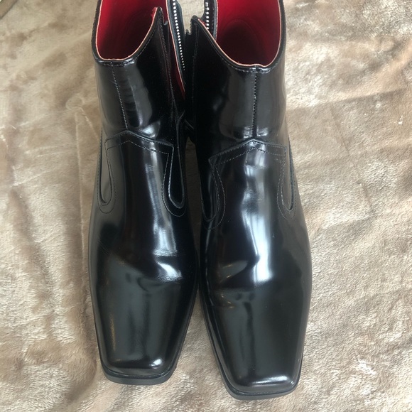 Calvin Klein black booties size 8.5 - Picture 2 of 5